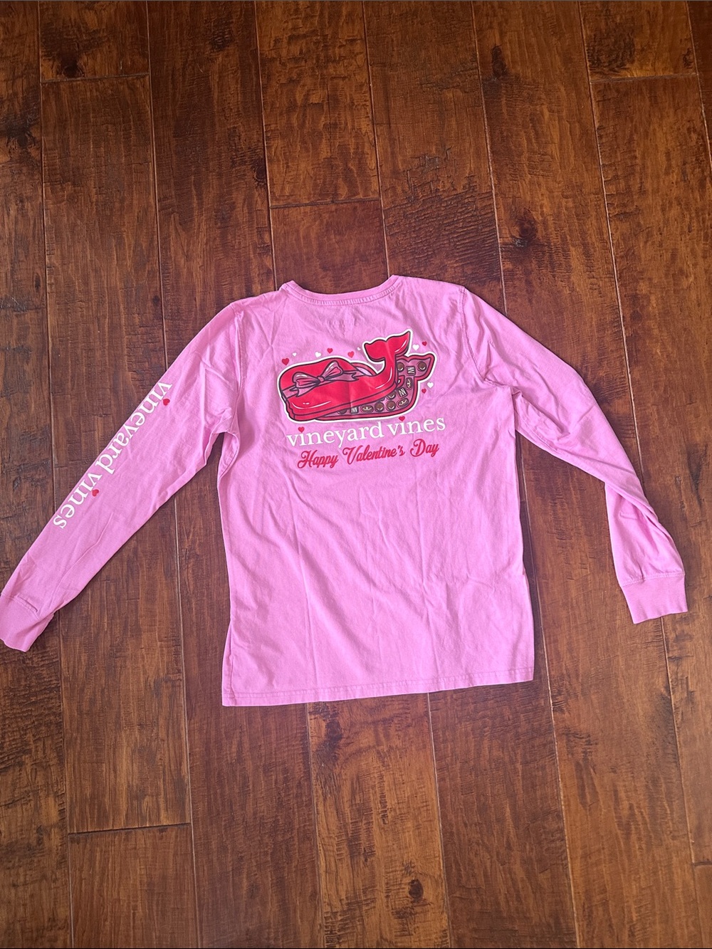 Vineyard Vines Pink Long-Sleeve Valentine Whale Tee Excellent Condition